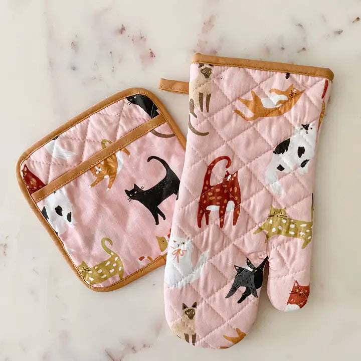 Idlewild Co. Oven Mitt + Pot Holder Set